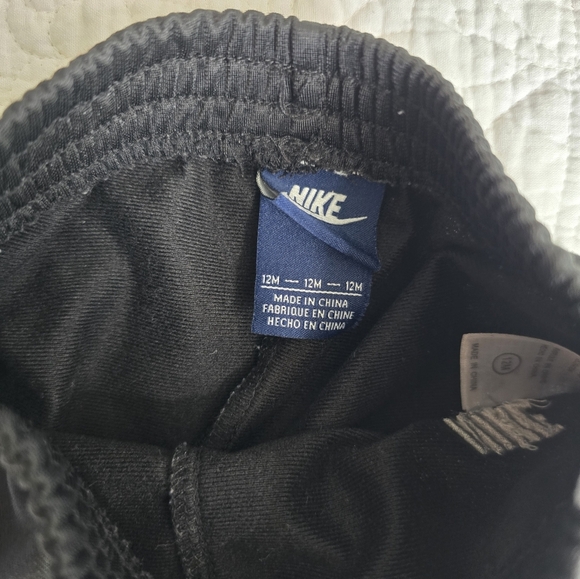 Nike 2-piece Tracksuit Pants Set Outfit Black Gray 12 Months - Picture 6 of 10